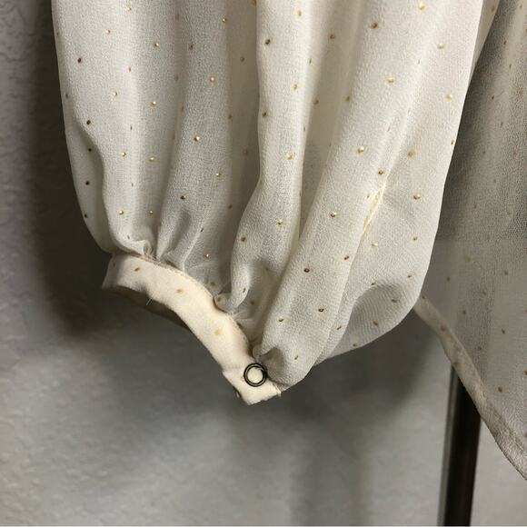 Amuse Society off white cream sheer gold polka dot grommet trim top size Small - Picture 7 of 14